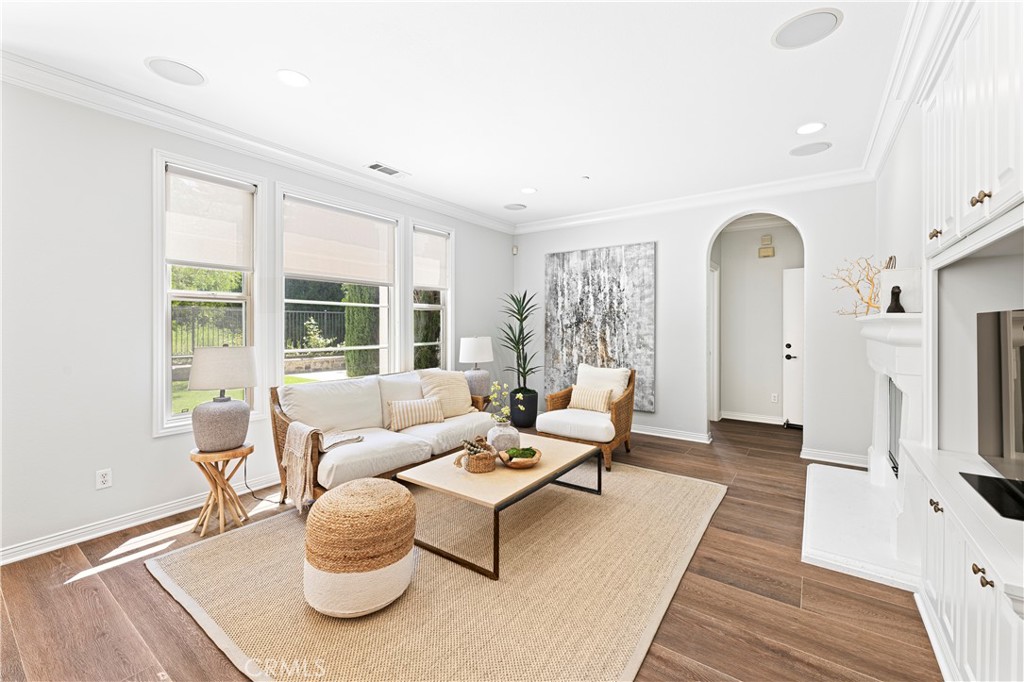 MLS #OC25279130 image #18