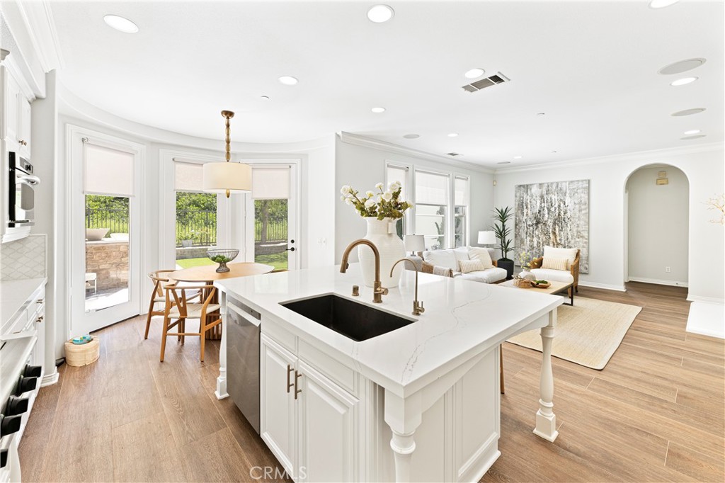 MLS #OC25279130 image #23