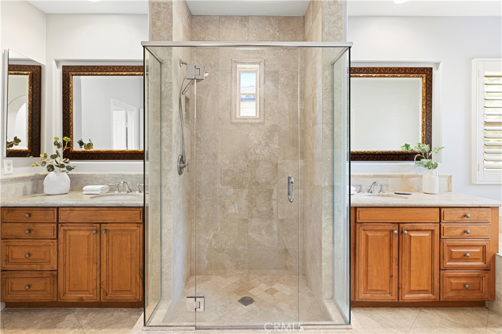 MLS #OC25279130 image #35