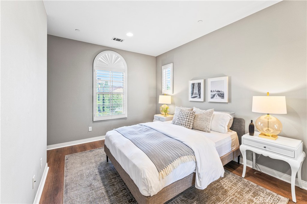 MLS #OC25279130 image #42