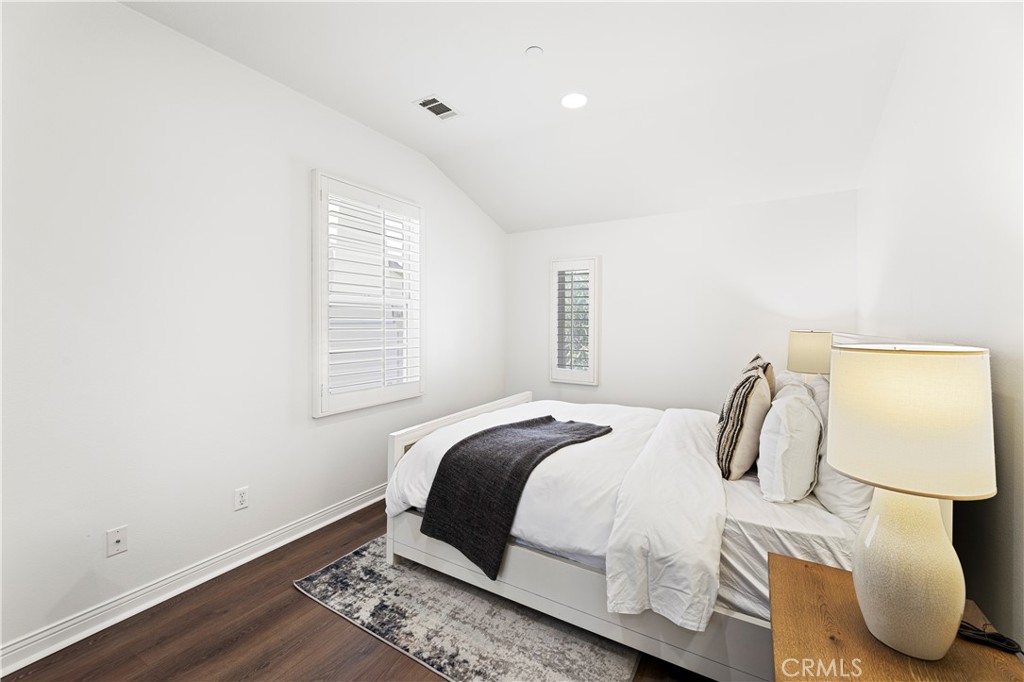 MLS #OC25279130 image #48