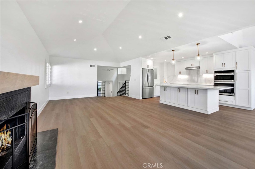 MLS #OC25279158 image #12