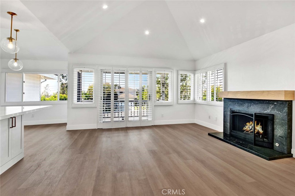 MLS #OC25279158 image #14