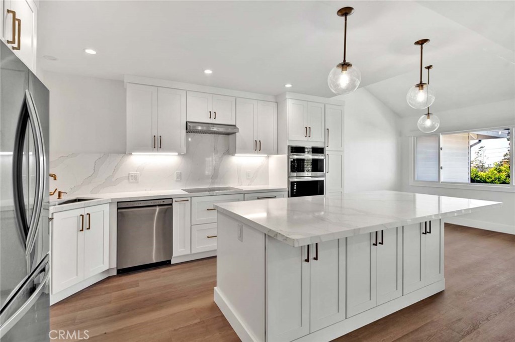 MLS #OC25279158 image #15