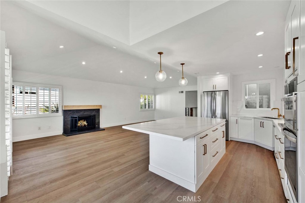 MLS #OC25279158 image #19