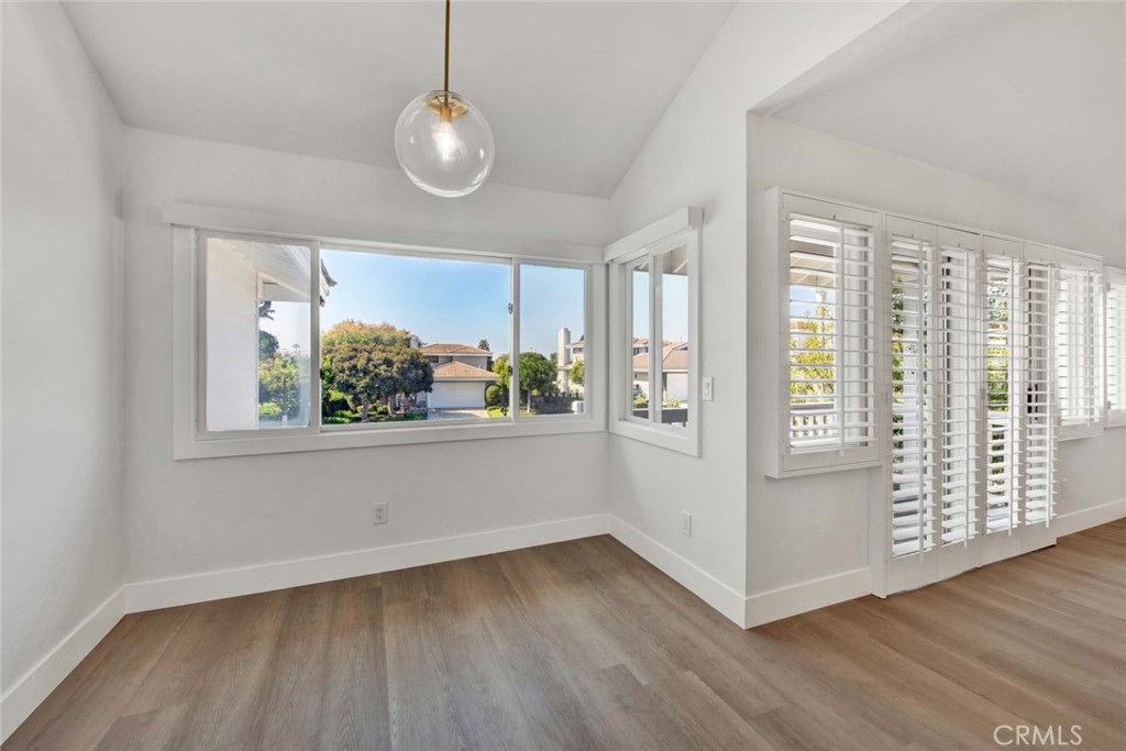 MLS #OC25279158 image #20