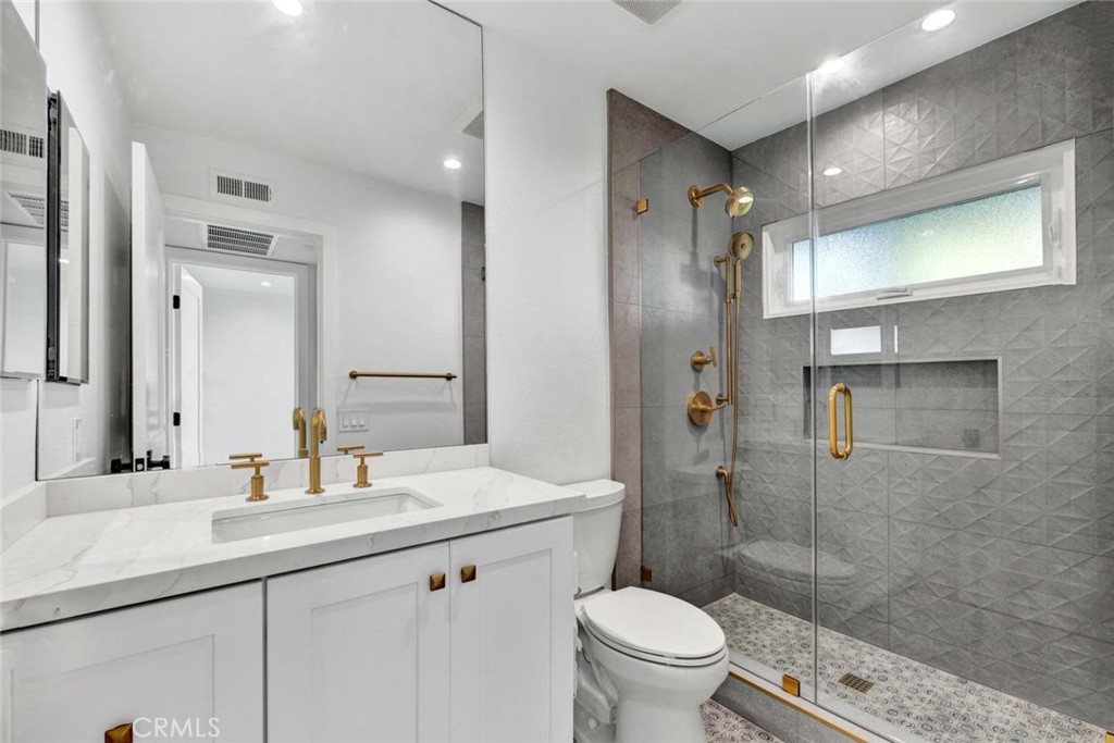 MLS #OC25279158 image #27