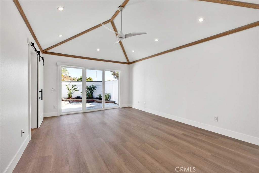 MLS #OC25279158 image #31