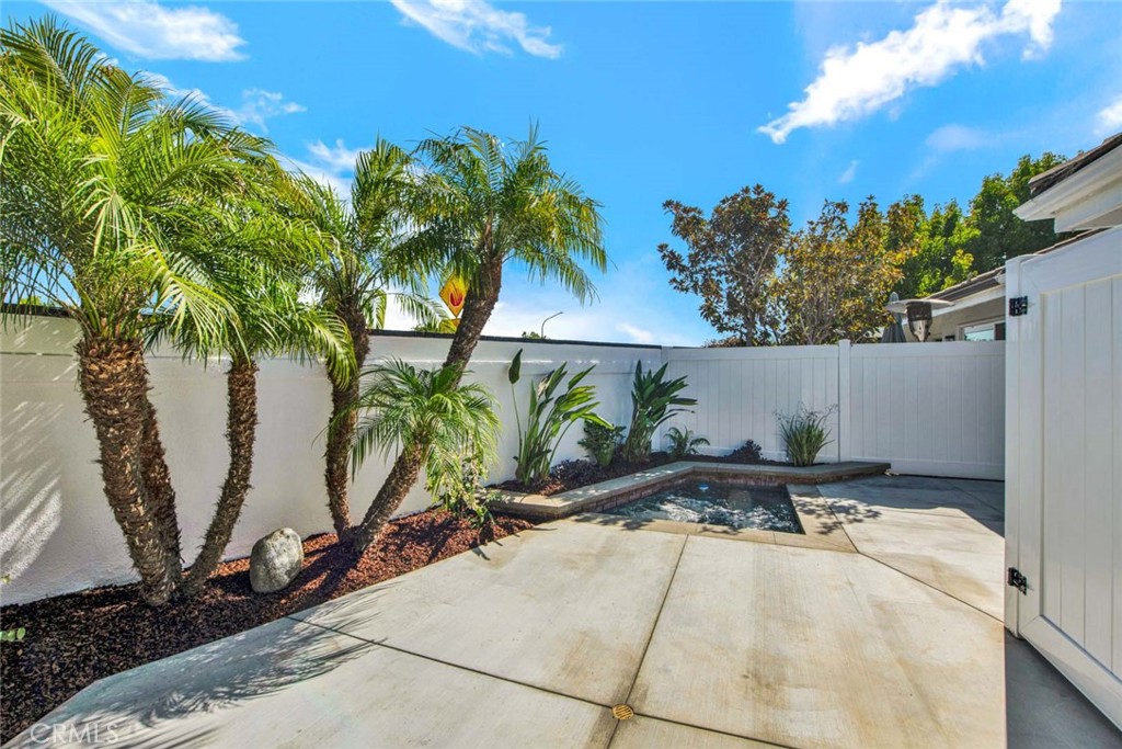 MLS #OC25279158 image #42