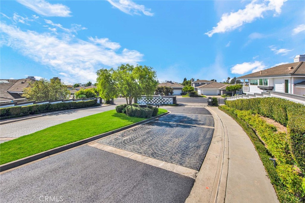 MLS #OC25279158 image #52