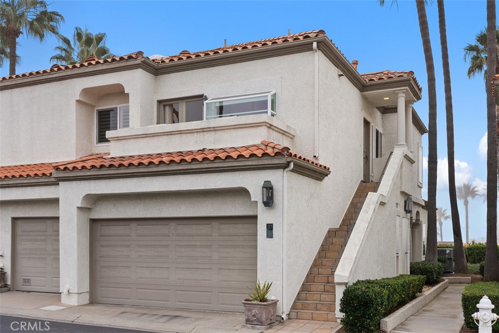 MLS #OC25279181 image #1