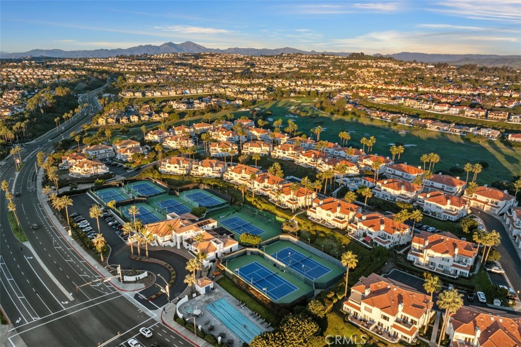 MLS #OC25279181 image #19