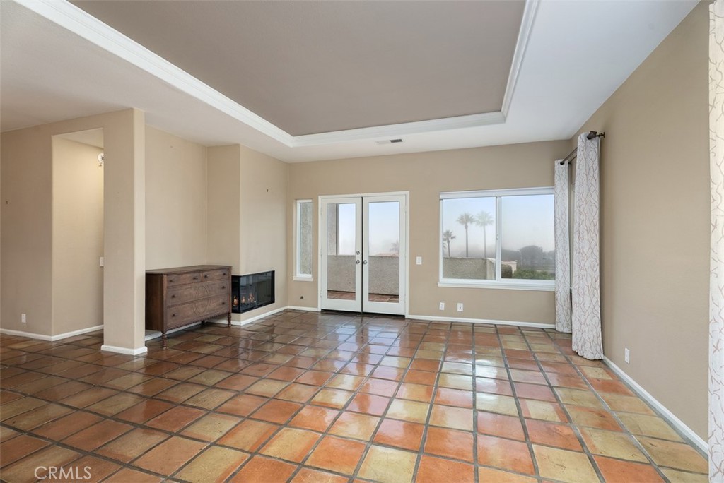 MLS #OC25279181 image #2