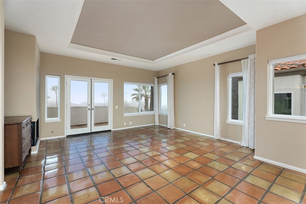 MLS #OC25279181 image #3