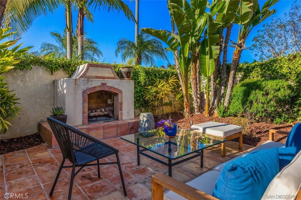 MLS #OC25279322 image #6