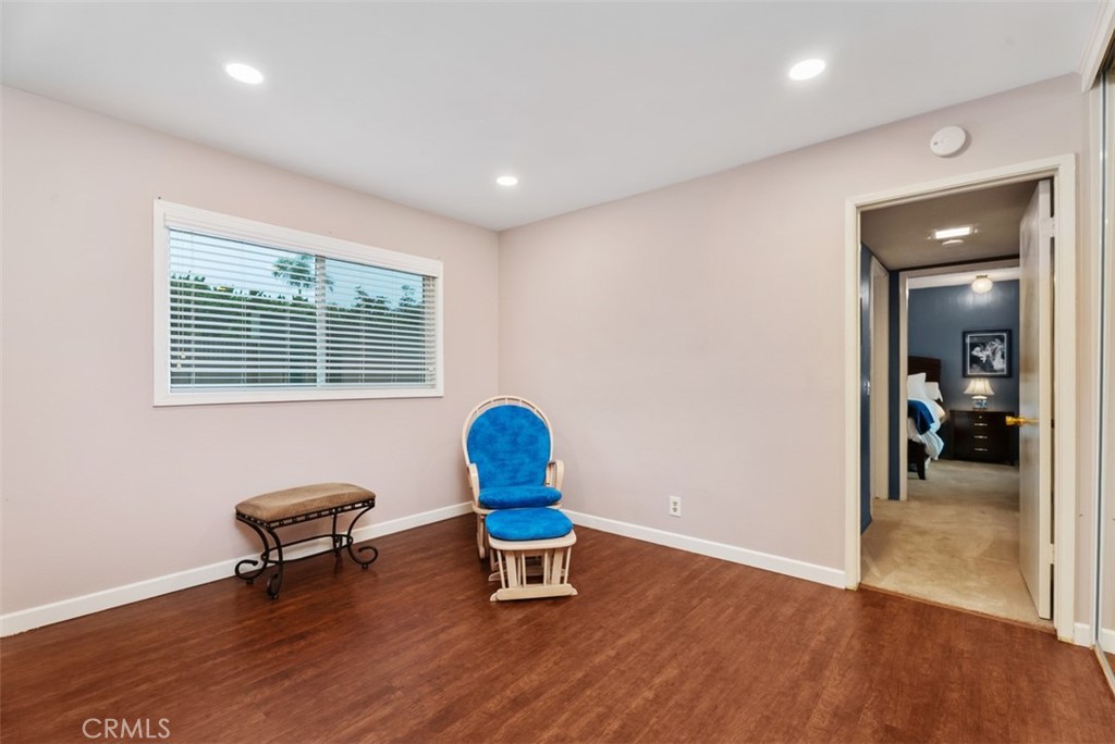 MLS #OC25279400 image #10