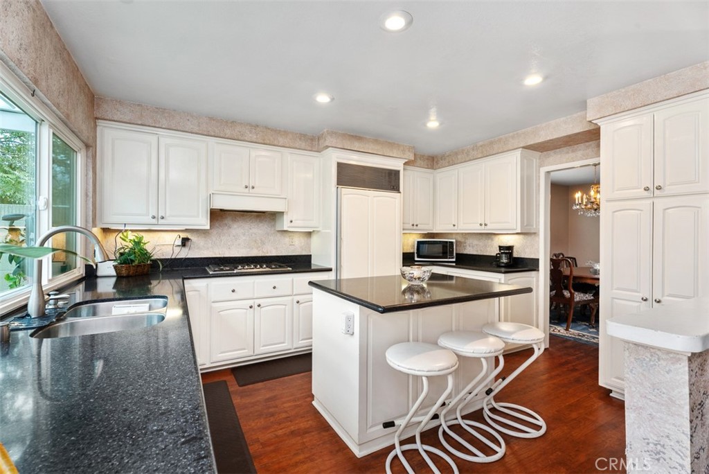 MLS #OC25279400 image #5