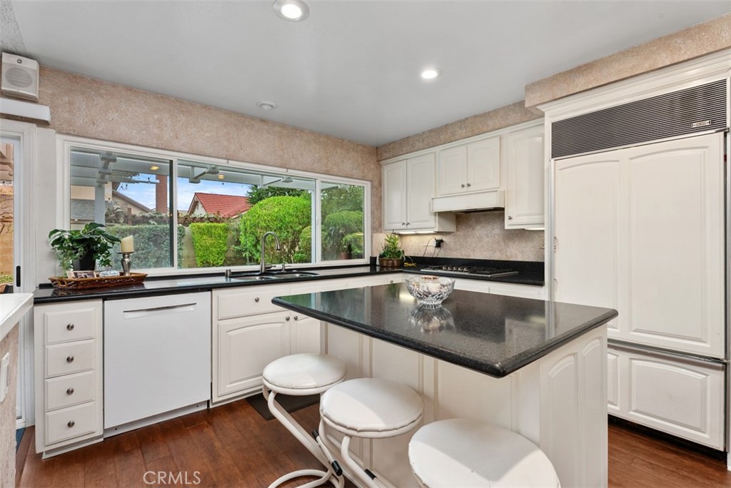 MLS #OC25279400 image #6