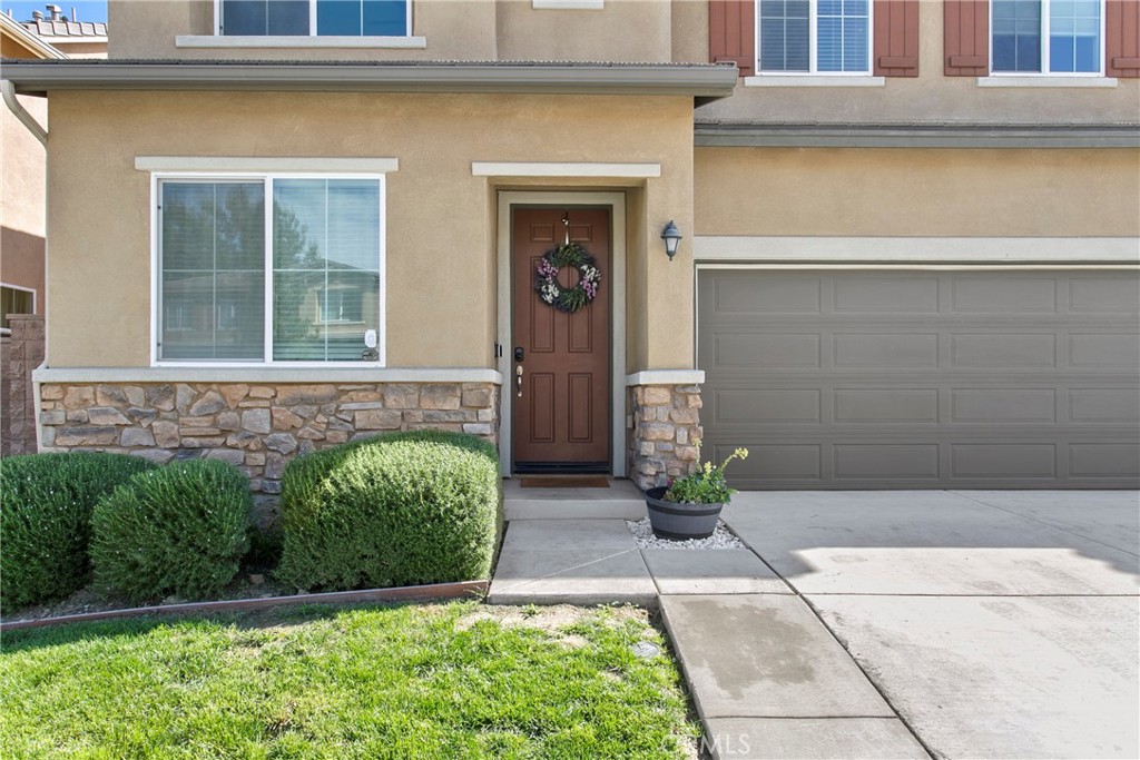 MLS #OC25279532 image #2