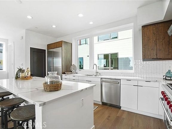 MLS #OC25279648 image #13