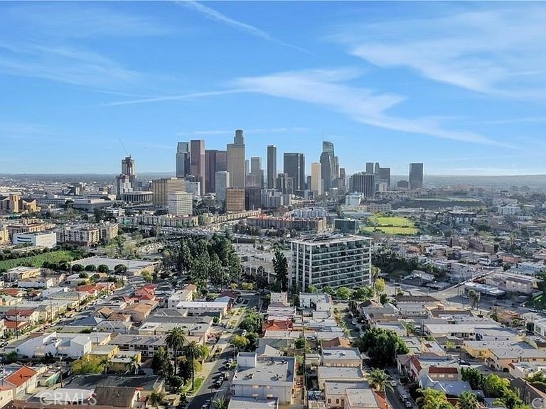 MLS #OC25279648 image #31