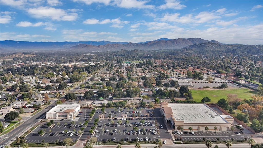 MLS #OC25279778 image #25