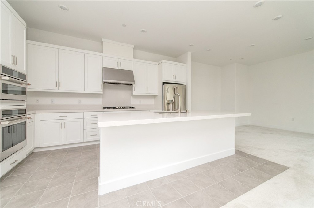 MLS #OC25280066 image #12