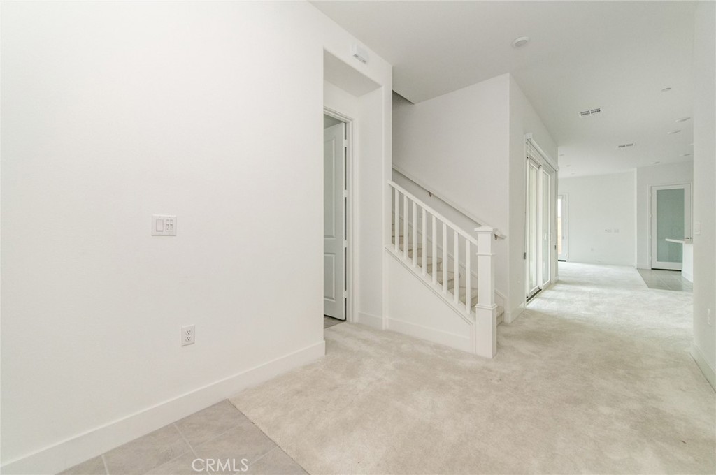 MLS #OC25280066 image #2