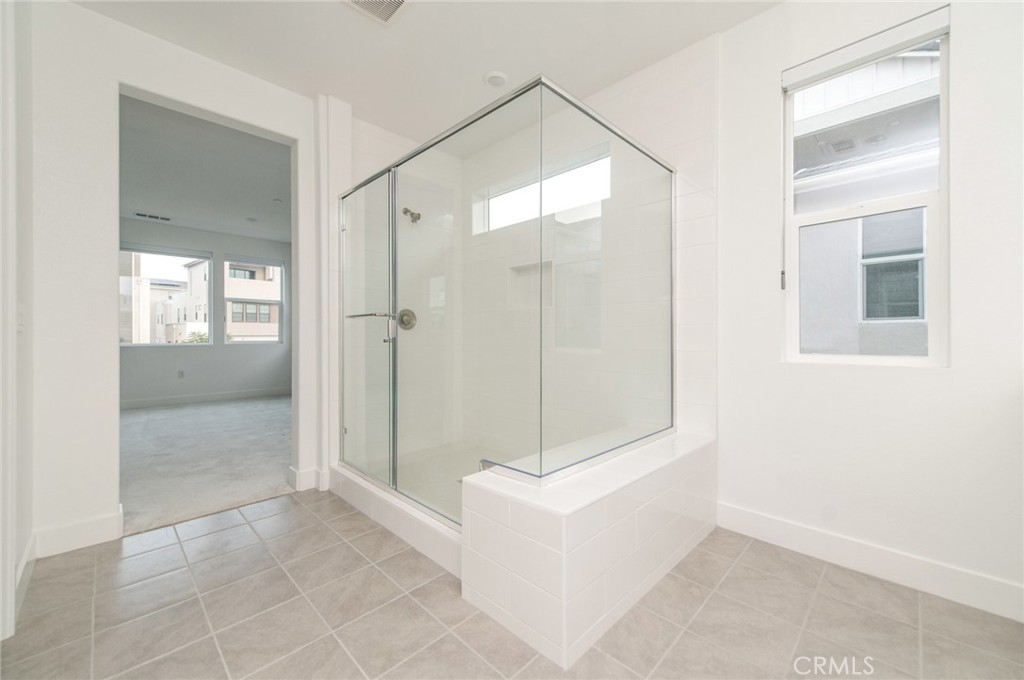 MLS #OC25280066 image #28