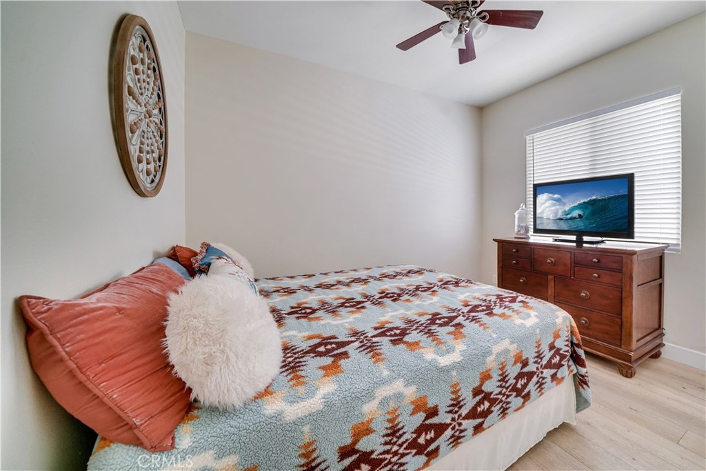 MLS #OC25280069 image #15