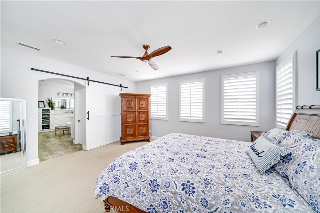 MLS #OC25280069 image #22