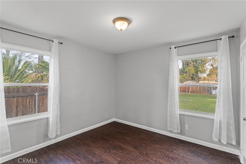 MLS #OC25280094 image #12