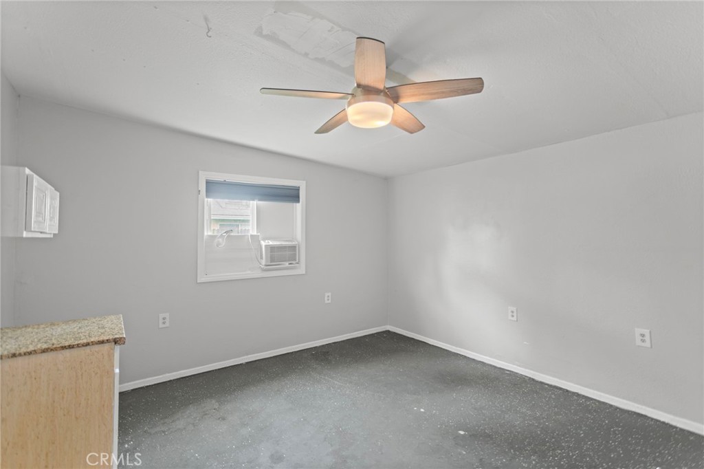 MLS #OC25280094 image #21