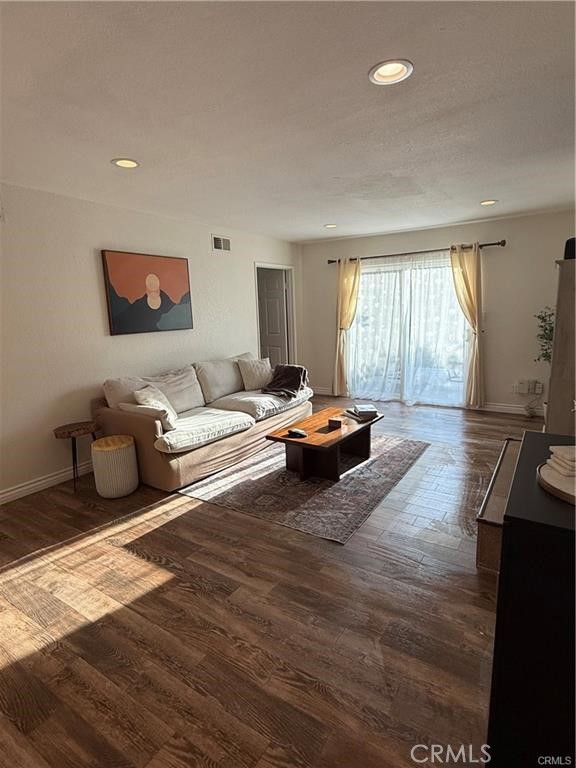 MLS #OC25280101 image #2