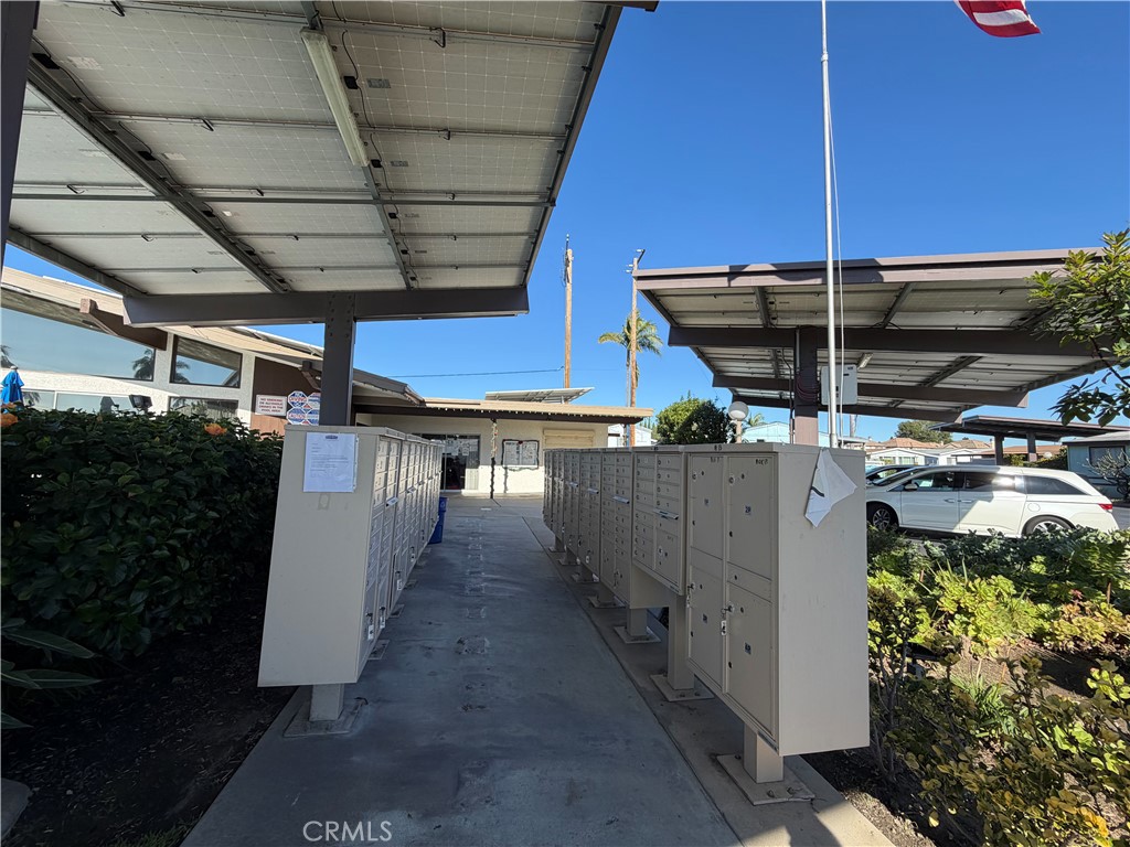 MLS #OC25280113 image #16