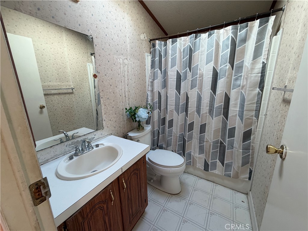 MLS #OC25280113 image #6