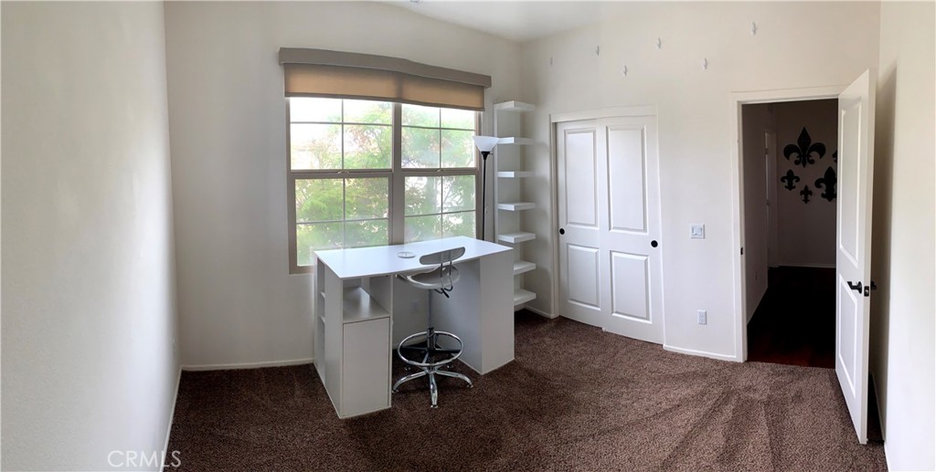 MLS #OC25280119 image #5