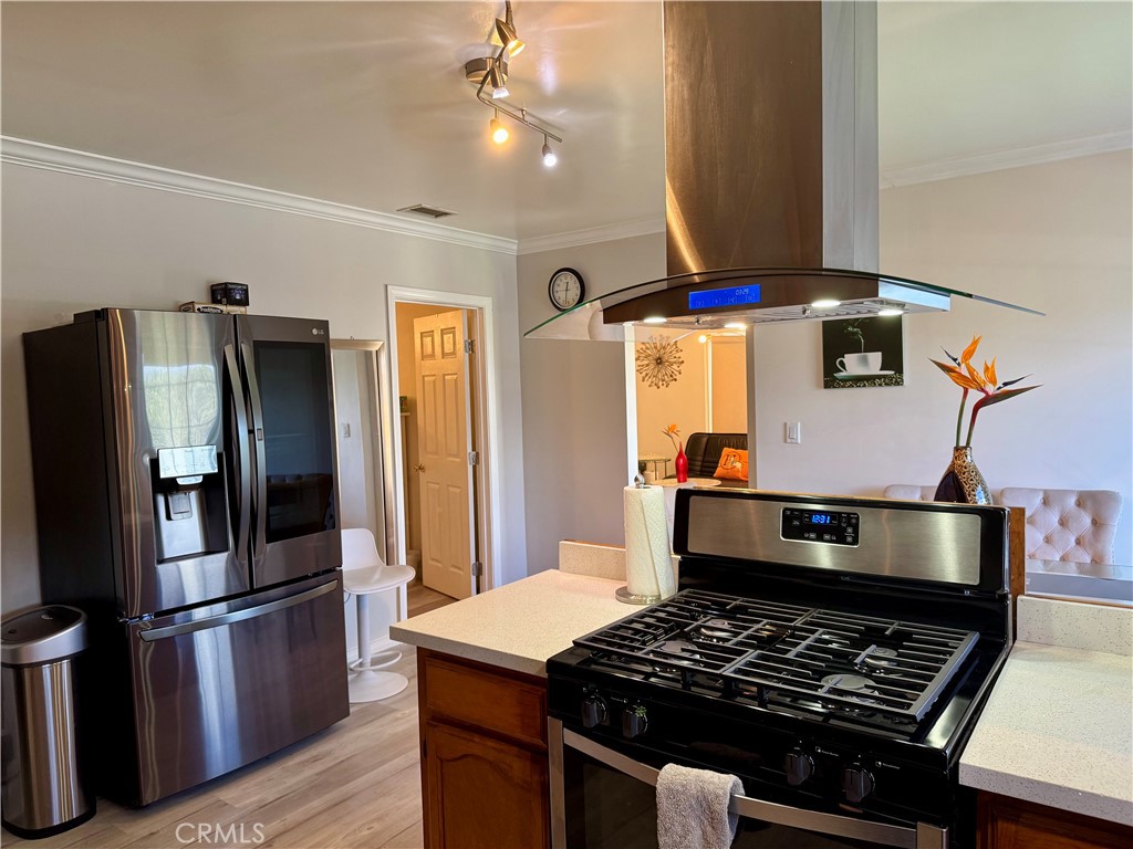 MLS #OC25280147 image #3