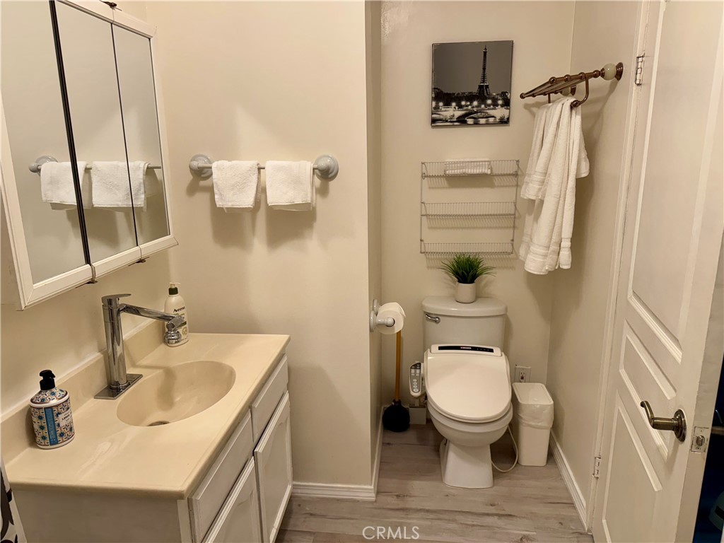 MLS #OC25280147 image #7