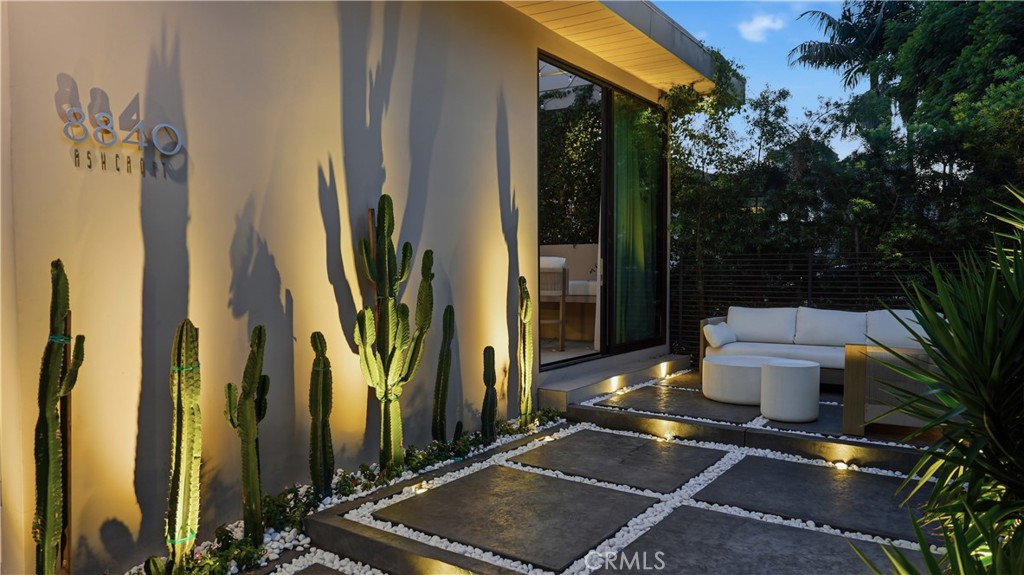 MLS #OC25280184 image #33