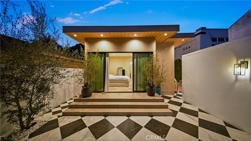 MLS #OC25280184 image #43