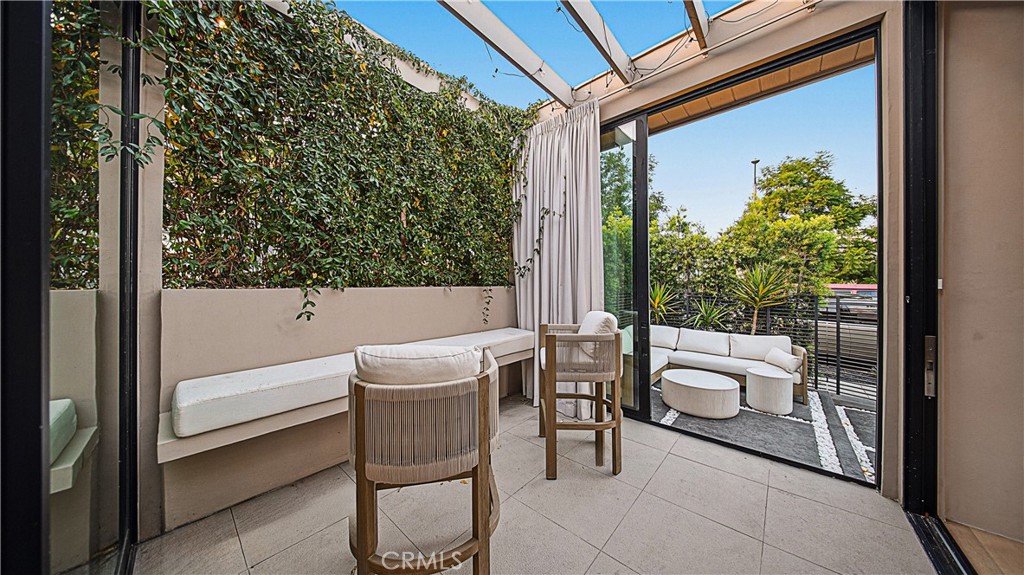 MLS #OC25280184 image #6