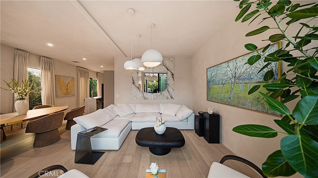 MLS #OC25280184 image #8