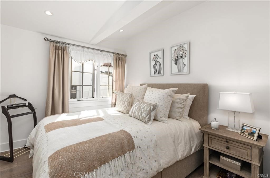 MLS #OC25280287 image #15