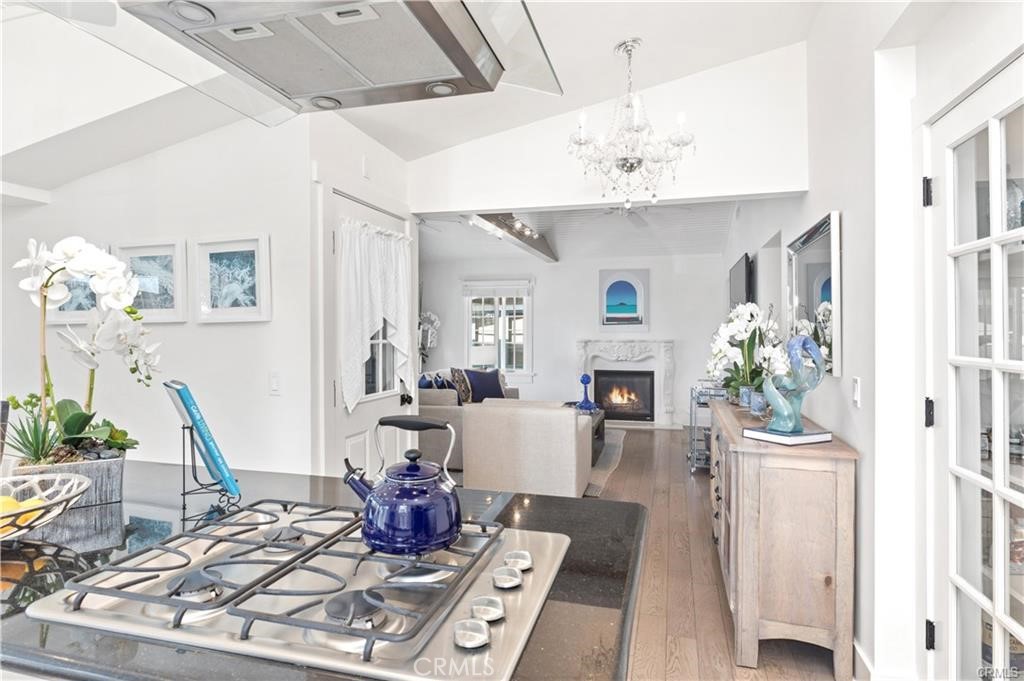 MLS #OC25280287 image #2