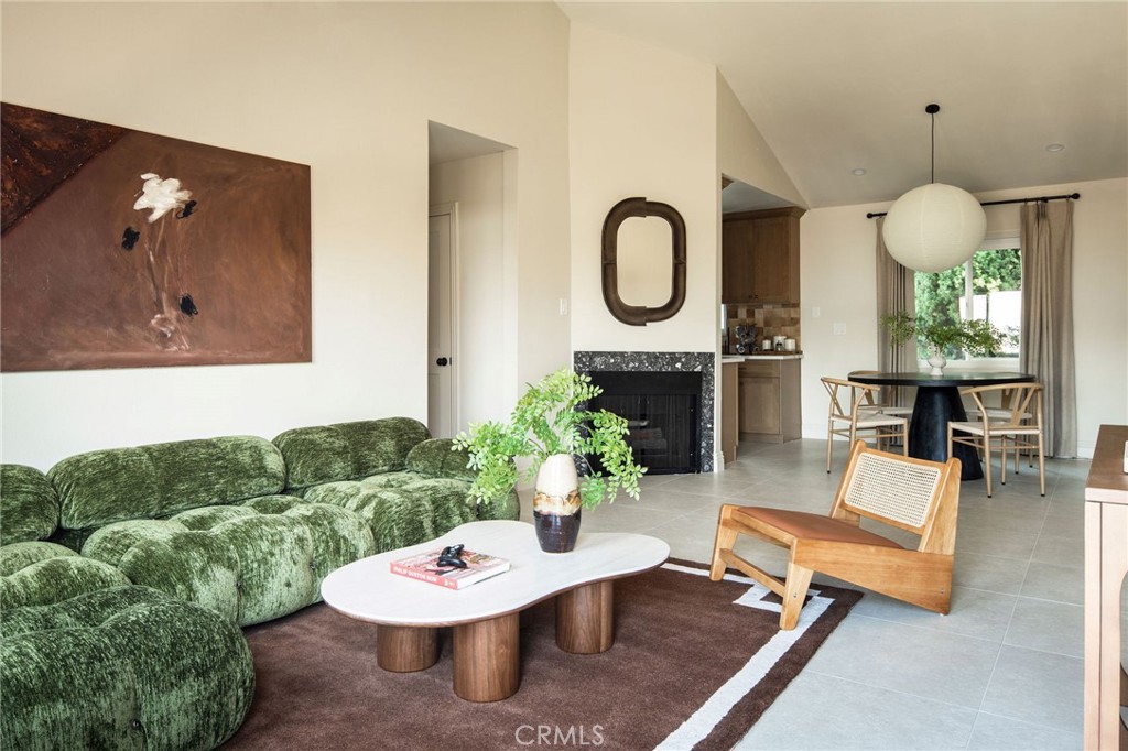 MLS #OC25280672 image #19