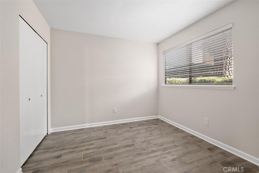 MLS #OC25281029 image #12