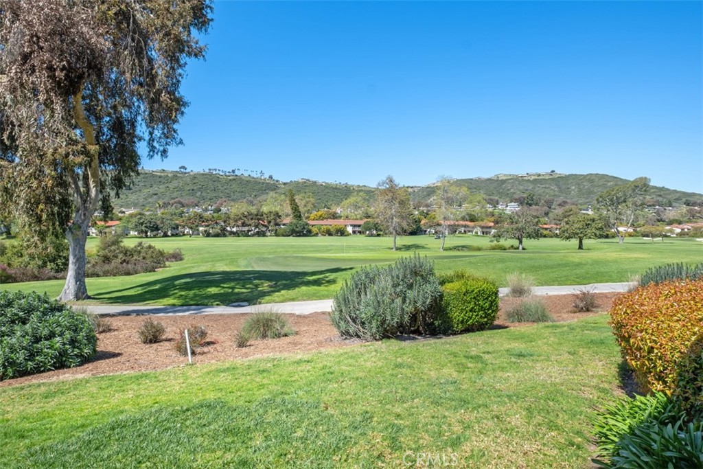 MLS #OC25281029 image #16