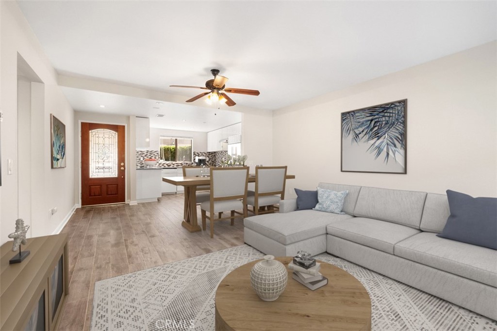 MLS #OC25281029 image #2