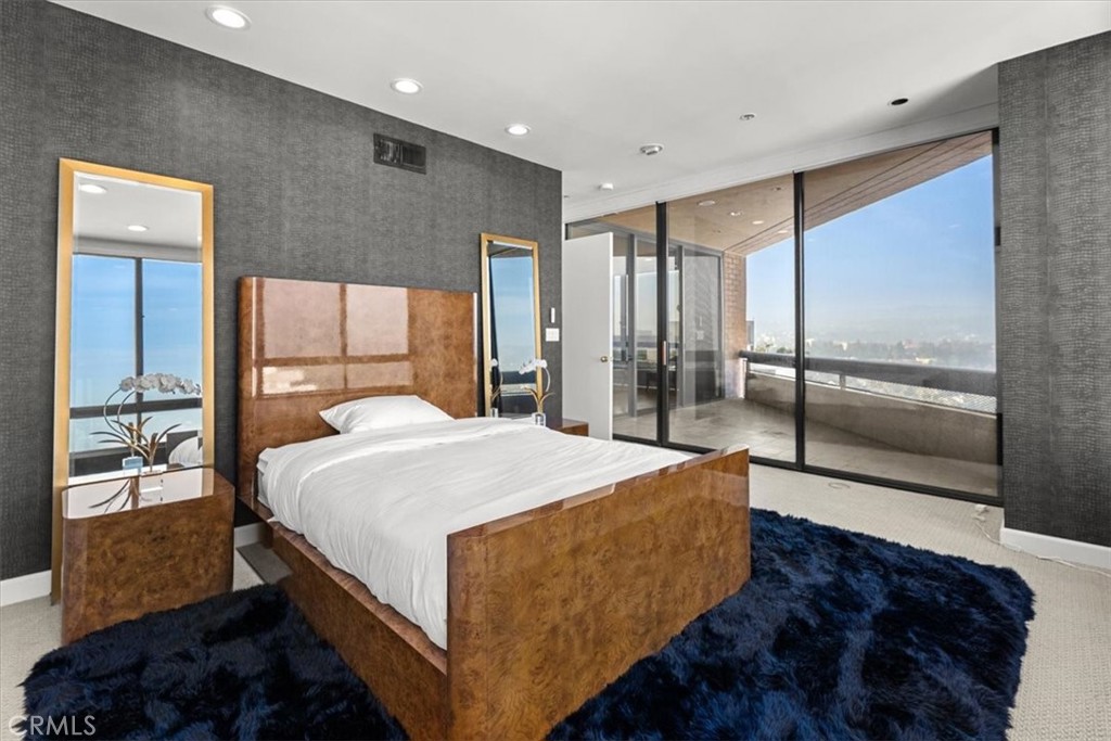 MLS #OC25281180 image #10